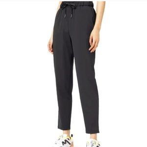 Lululemon On the Fly Pant Black Cropped Drawstring Waist Pull On Pockets Size 6